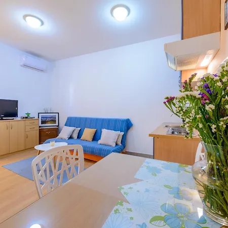 Red Coral Apartamento *